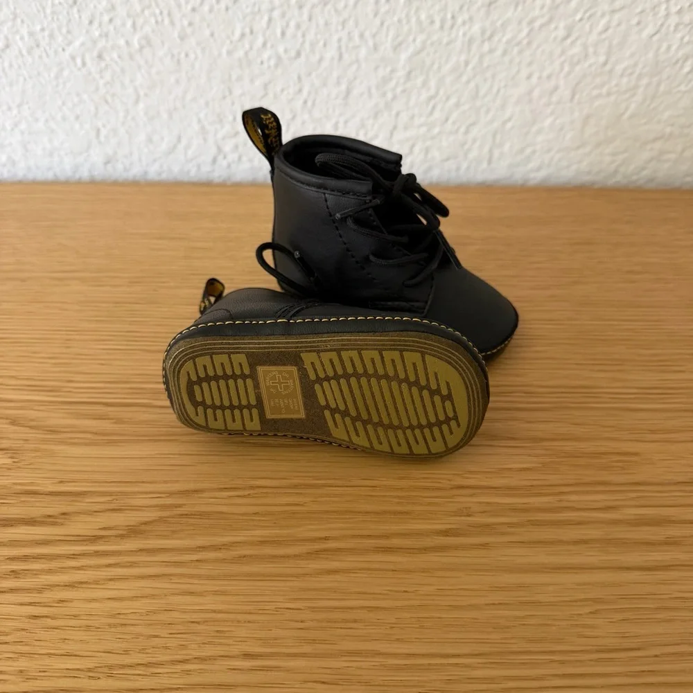 Doc Marten - Baby Bootie - Picture 2 of 4